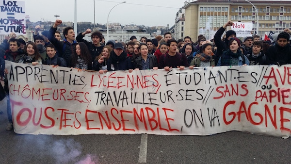 Les lycéens en tête de la manif du 9 mars à Lyon contre la loi travail. ©LB/Rue89Lyon