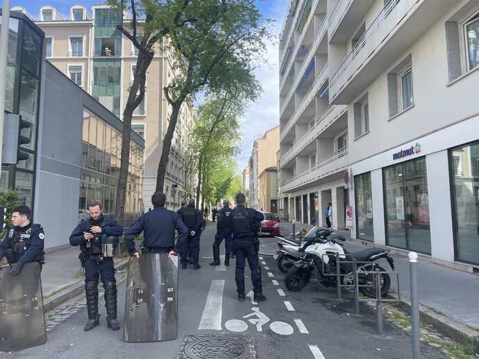 À Lyon, la légalité de l’expulsion d’un squat en question